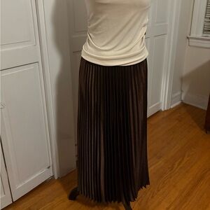 NWT Anne Klein Espresso Pleated Midi Skirt – Size S